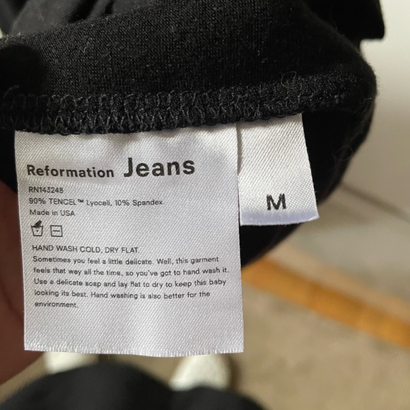 Reformation Black stretch-Jersey midi ‘Kaila’ Dress - Picture 5 of 5